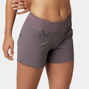 Mountain hardware Dynama shorts